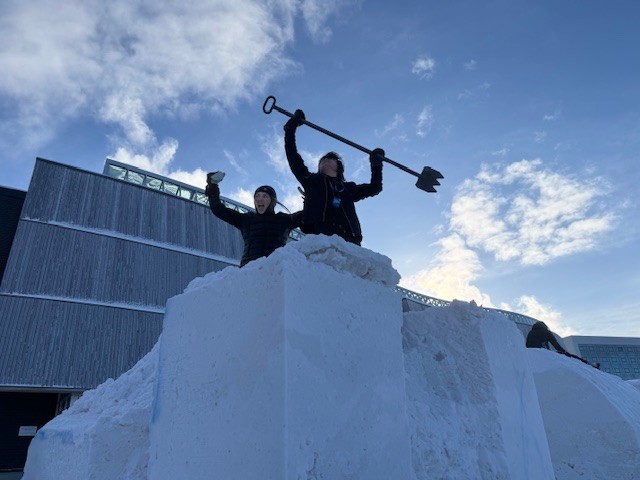 Innuttaasoq ilinniartorlu Innarluutillit aamma Innarluutilinnut aamma tarnimikkut innarluutilinnut immikkoortortami Nuuk Snow Fest 2026-mi ilusilersuillutik suliaqarnerat