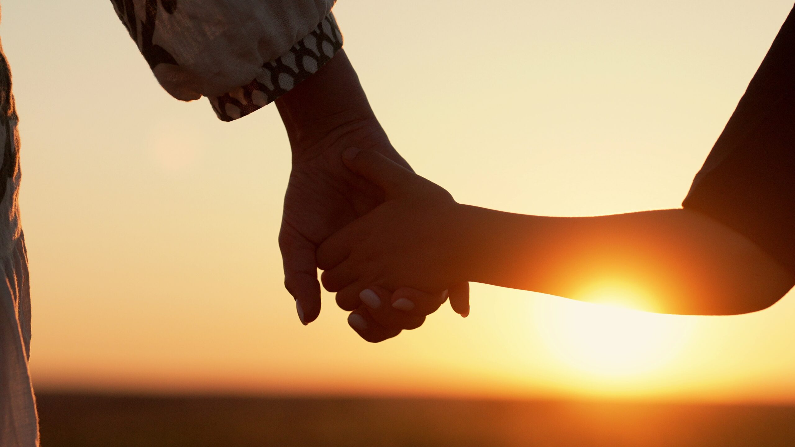 Meeqqat inuusuttullu amerlanerusut ilaquttaminnut angerlarput